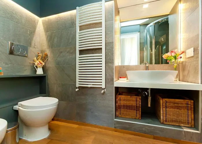 River House Apartment Rom